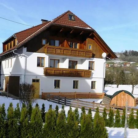 Baby- Und Kinderbauernhof Riegler Guest house Rossleithen