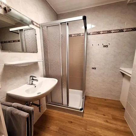 Baby- Und Kinderbauernhof Riegler Guest house *