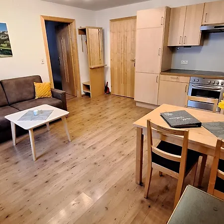 게스트하우스 Baby- Und Kinderbauernhof Riegler 3*